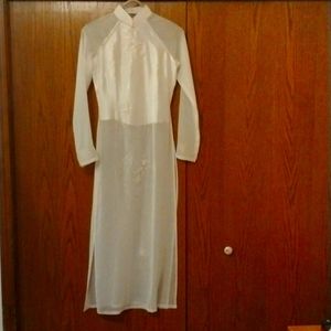 Vietnamese dress and pants brand new no tag size XS very beautiful hand made